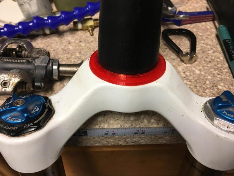 Lower crown race for 1.5" tapered forks