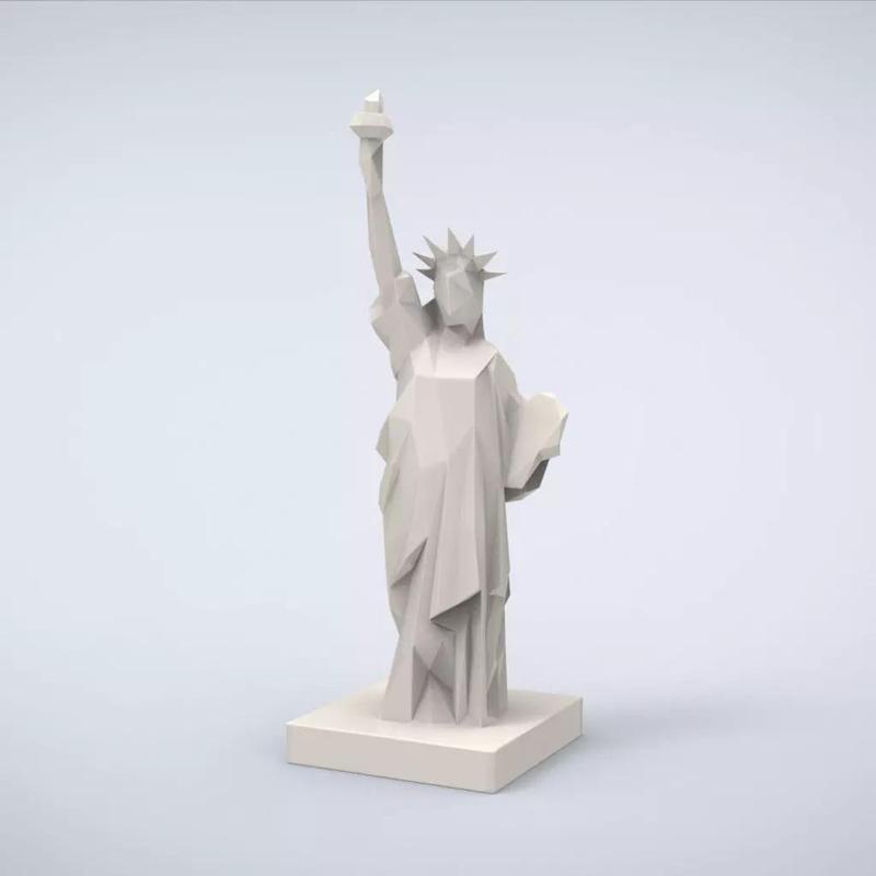 Printable Statue of Liberty Lowpoly Style