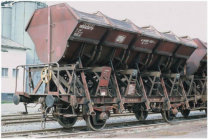 Dump Truck Dump Truck Bulk Goods Wagon Ommi 51 DB Era III approx. 1 : 22.5 LGB Garden Railway