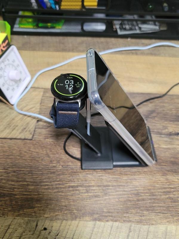 Pixel 3 watch holder / charger