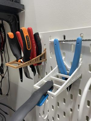 Pliers Holder for Pegboard