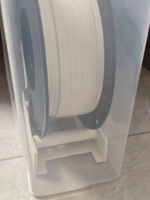 universal spool holder
