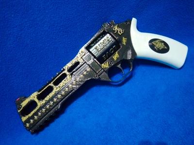 Replica Harley Quinn revolver prop gun