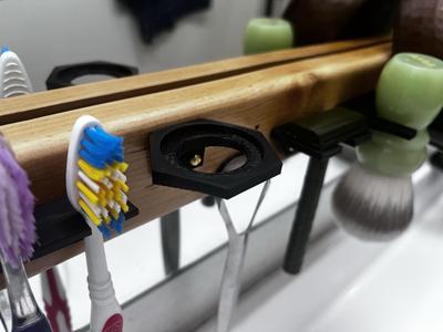 Toothpaste Holder V2