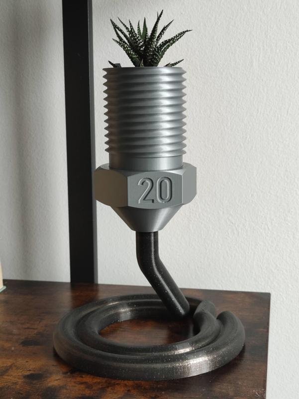Print-In-Progress Planting Pot