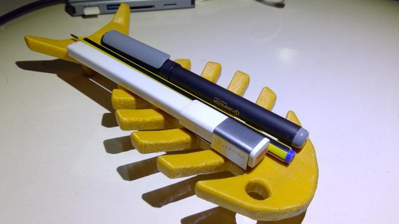 Penholder by fish bone shape