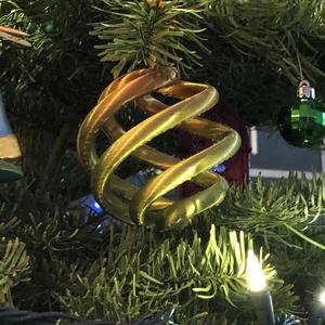 Twisty Christmas Ornament