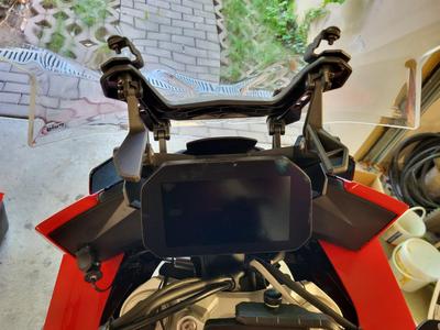 BMW S1000XR windshield left lever