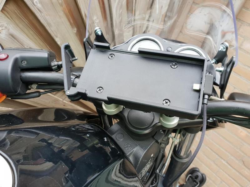 Samsung Galaxy 9+ Spigen Case Thin Fit motor mount