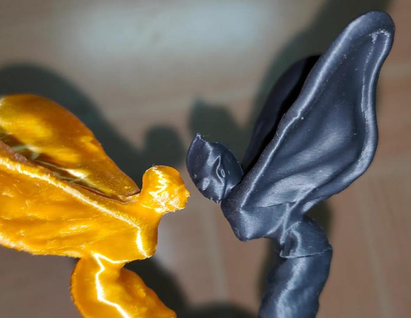 Ultraman head golden figurine