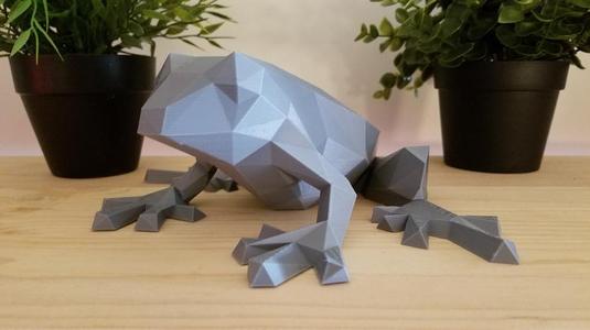 Low Poly Frog