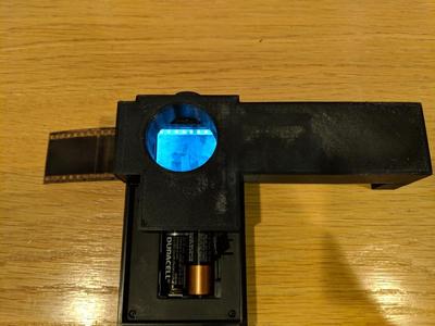 Improved Lomography 35mm film scanner