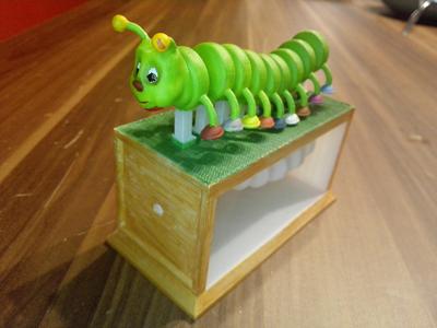 Nemoriko´s : Little motley Caterpillar