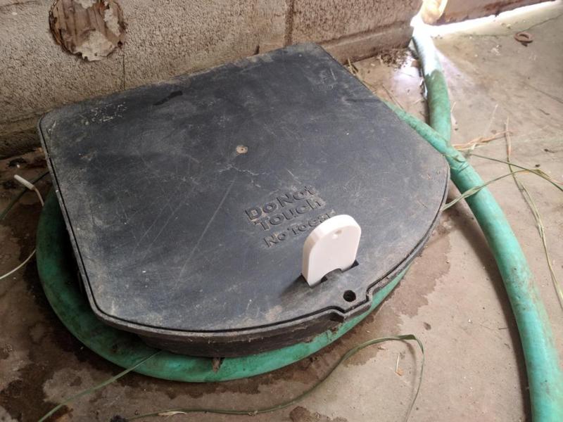 B&G Rodent Bait Station Cafe Key 