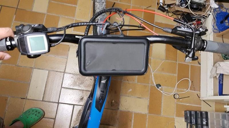 eMTB ADAPTER: OKCS Smartphones case - Bosch Intuvia V2