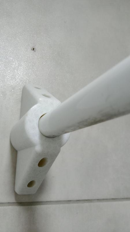 BATHROOM SPOUT HOLDER