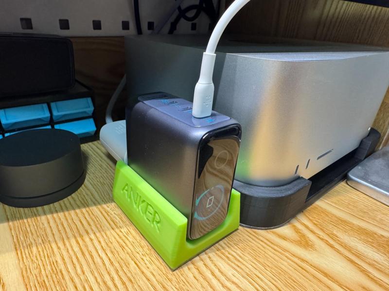 Anker 140W Charger Stand