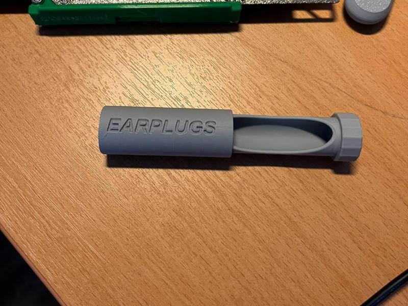 earplugcase (english)