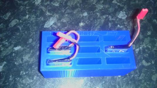 la trax battery holder