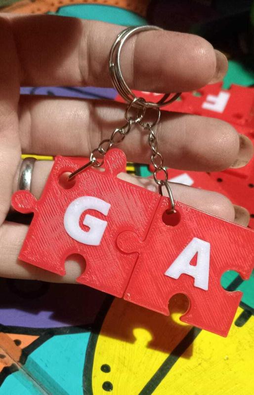 LLAVEROS PUZZLE INICIALES IDEAL REGALO DIA DEL AMIGO NOVIOS FAMILIA