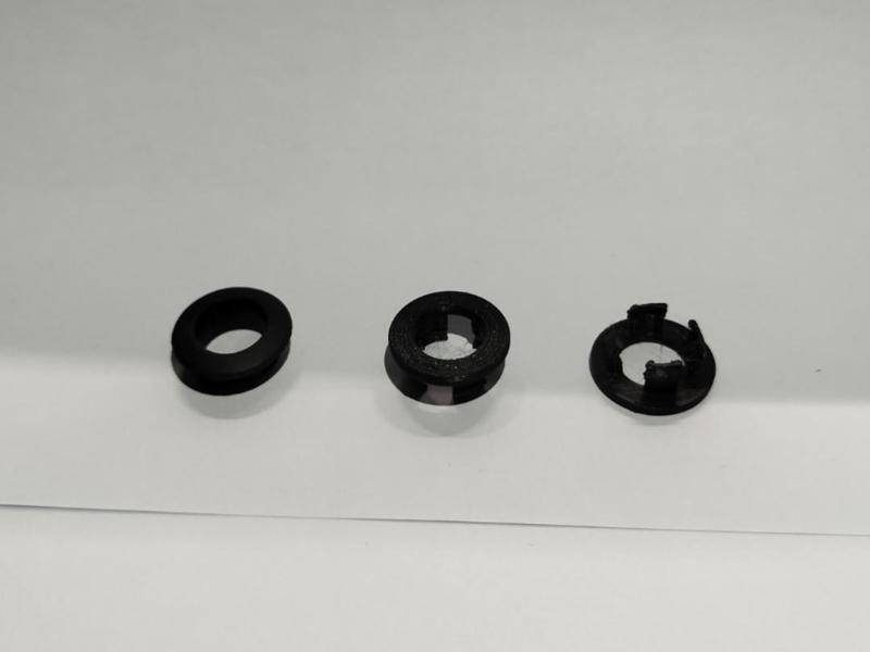 VOLVO S70 - P80 Door Lock Pin Grommet