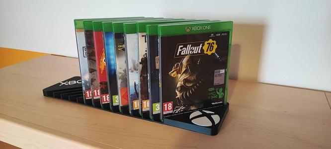 Xbox One Game Case Display Holder