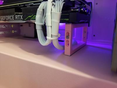 GPU support bracket 