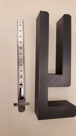 Vertical laptop holder