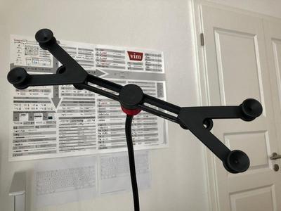 Adapter between Neewer tablet clamp and ball head
