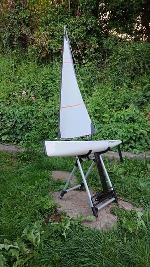 DF95  Ständer passgenau für 20mm Alurohr