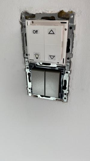 Shelly blu wall switch 4 in Niko frame