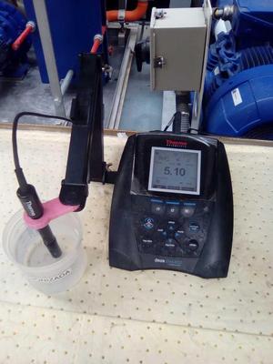 Soporte de sonda de conductividad Thermo Scientific