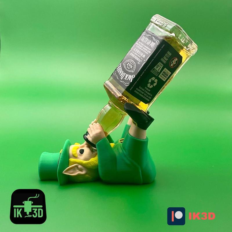 ST. PATRICK'S DAY LEPRECHAUN MINI-BAR BOTTLES HOLDER