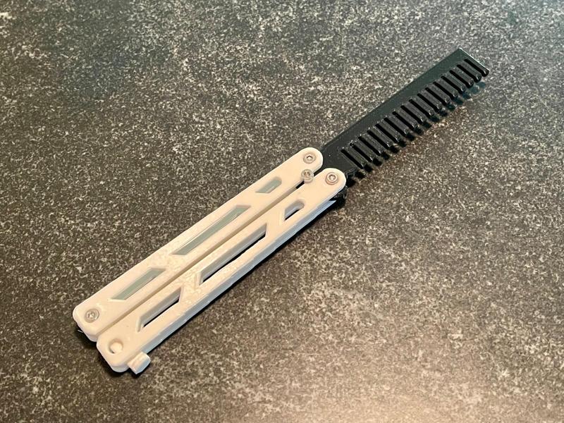 Butterfly / Balisong Comb - Locking Strong Design