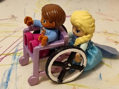 Duplo Wheelchair