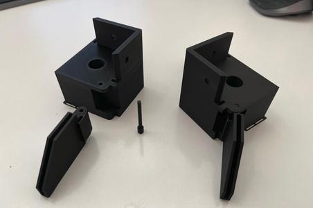 Prusa Enclosure V2 - Screwless hinge pin