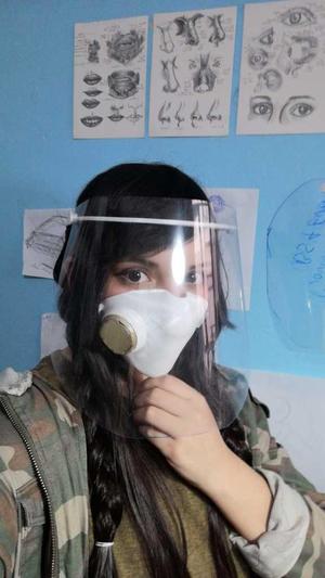 Face Shield with retractile mechanisim