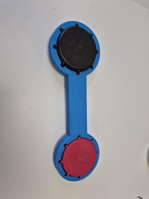 Jerrycan cap key