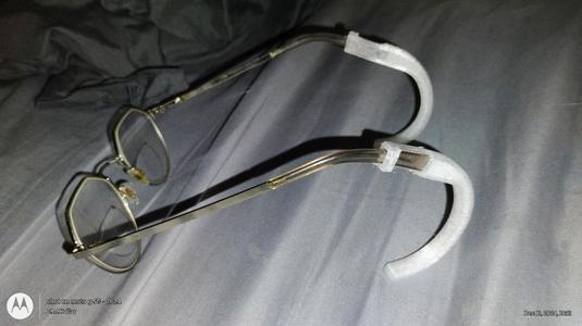 Large ear hooks for glasses