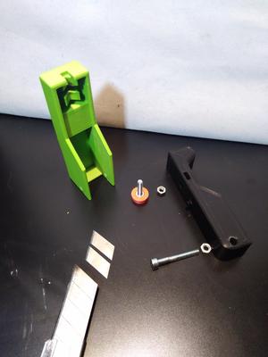 Stripping pliers