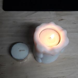 Candle candle holder
