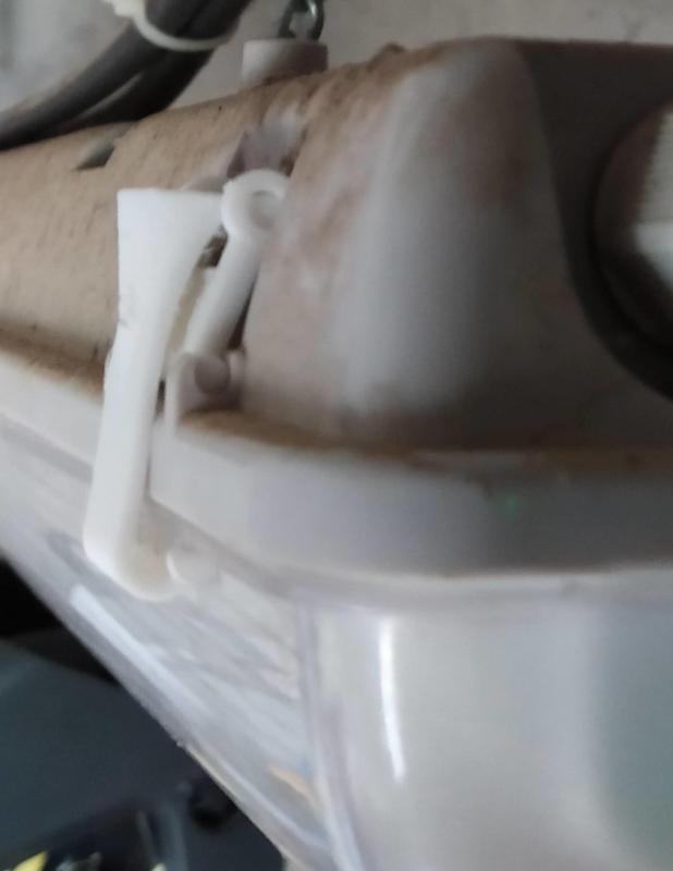 Replacement clip for neon & led ruler