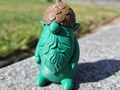 Gnome of the Oak – Acorn Cap Figurine