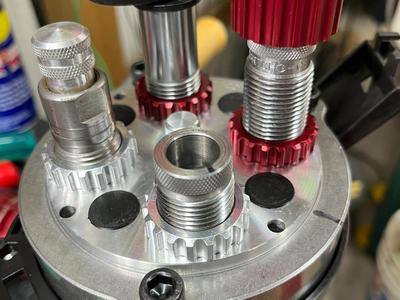 Lee 4 Position Turret Fill Caps