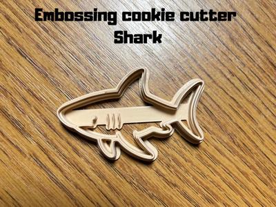 Embossing cookie cutter shark 