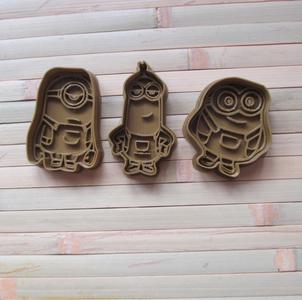 3 MINIONS COOKIE CUTTER