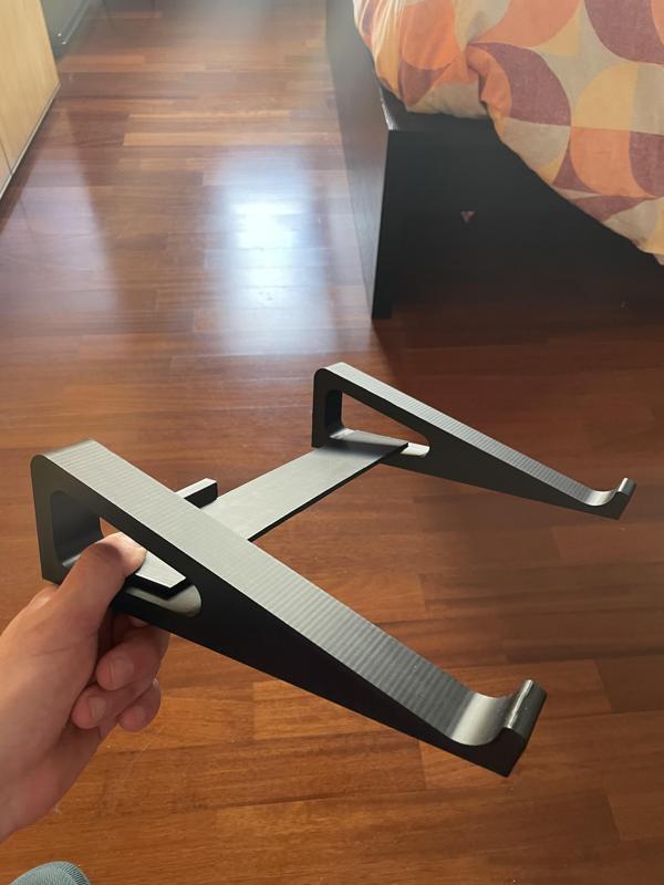 Inclined Laptop Stand
