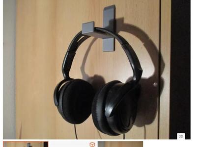Headphone (headset) holder