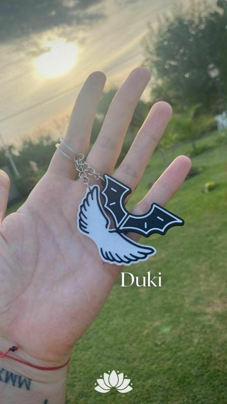 Duki Wings key rings