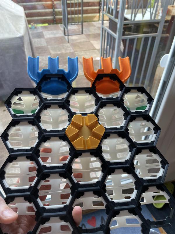 Hextraction  Subsurface Magnet trap Asterix tile for 15mm Magnets